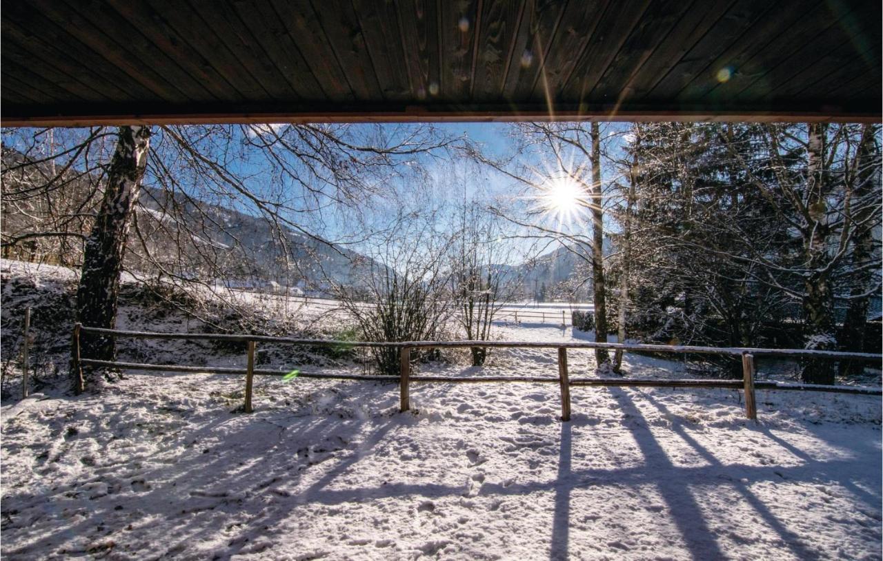 Charmantes Ferienhaus Peterdorf Bagian luar foto