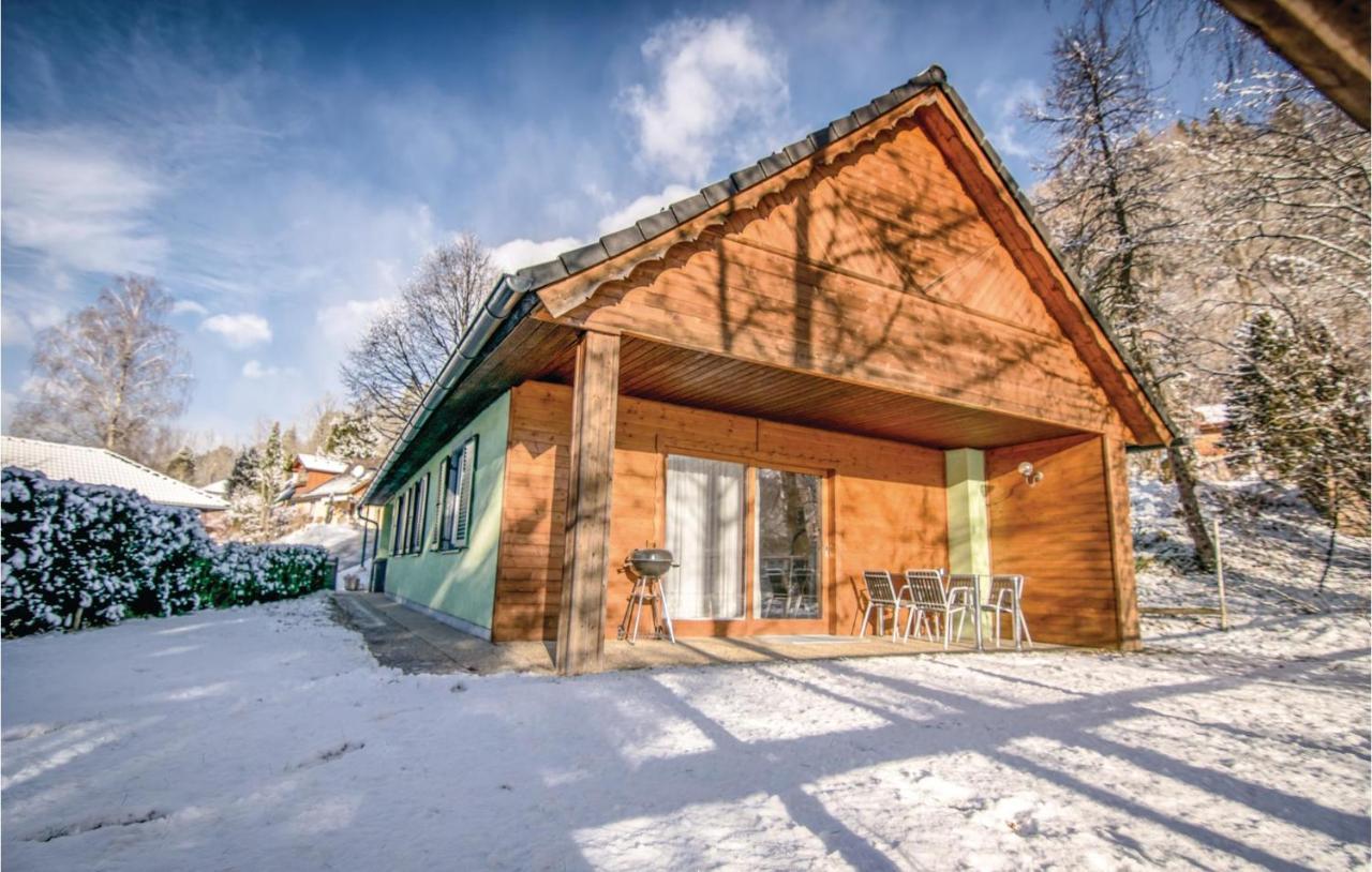 Charmantes Ferienhaus Peterdorf Bagian luar foto