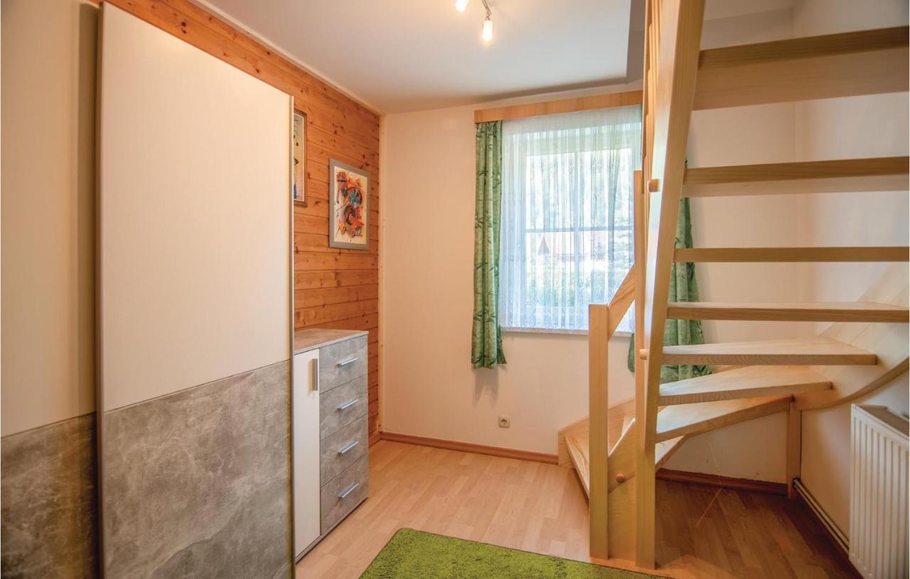Charmantes Ferienhaus Peterdorf Bagian luar foto